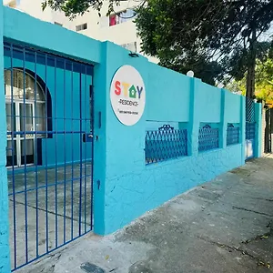  Quarto em Acomodações Particulares - - Casa Compartilhada